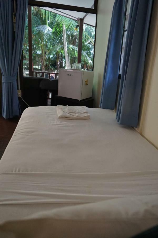 Moonhut Bungalows Mae Nam Esterno foto